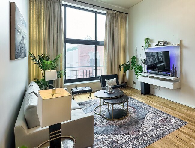 Foto del edificio - 518 Gregory Ave