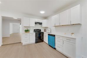 Foto del edificio - 5816 Kilpatrick Ave