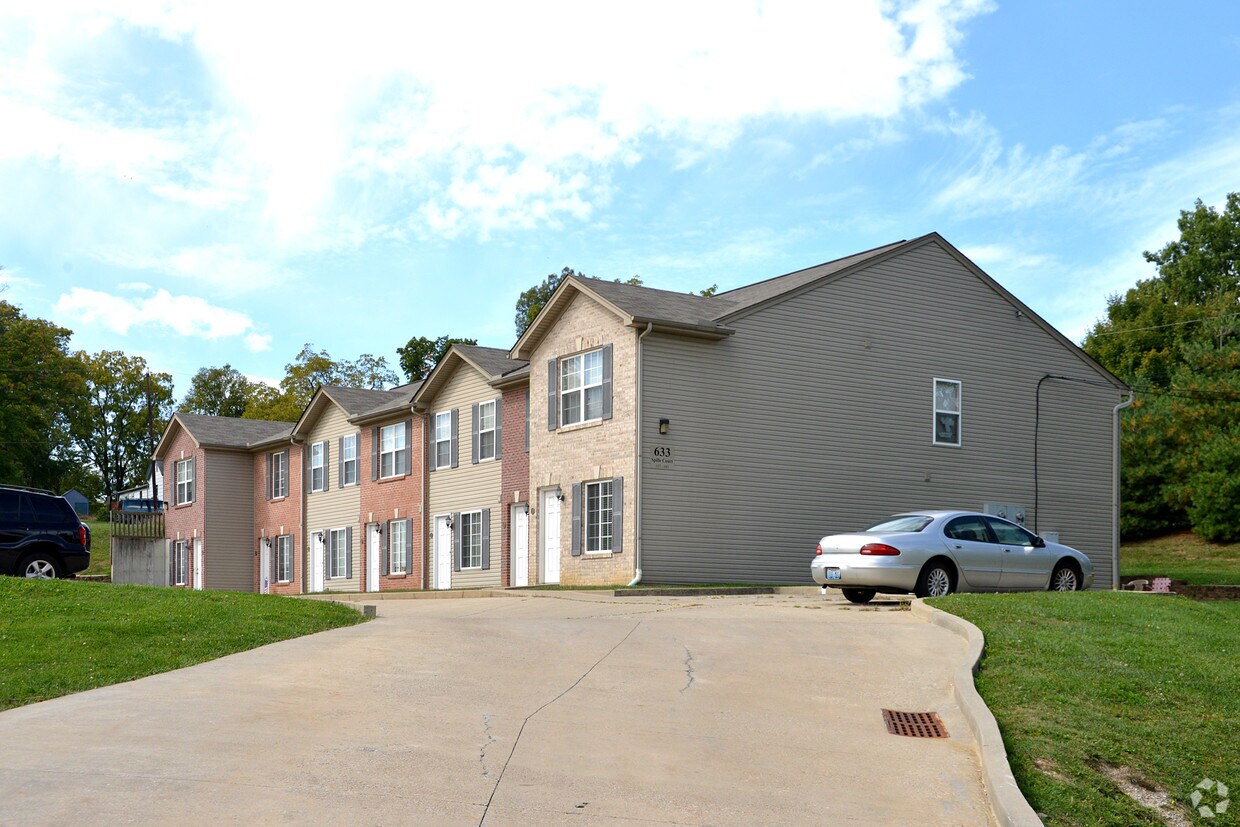 Building Photo - Town Alliance
