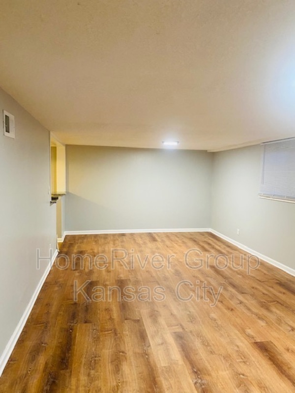 Foto del edificio - 2328 S Grand Ave