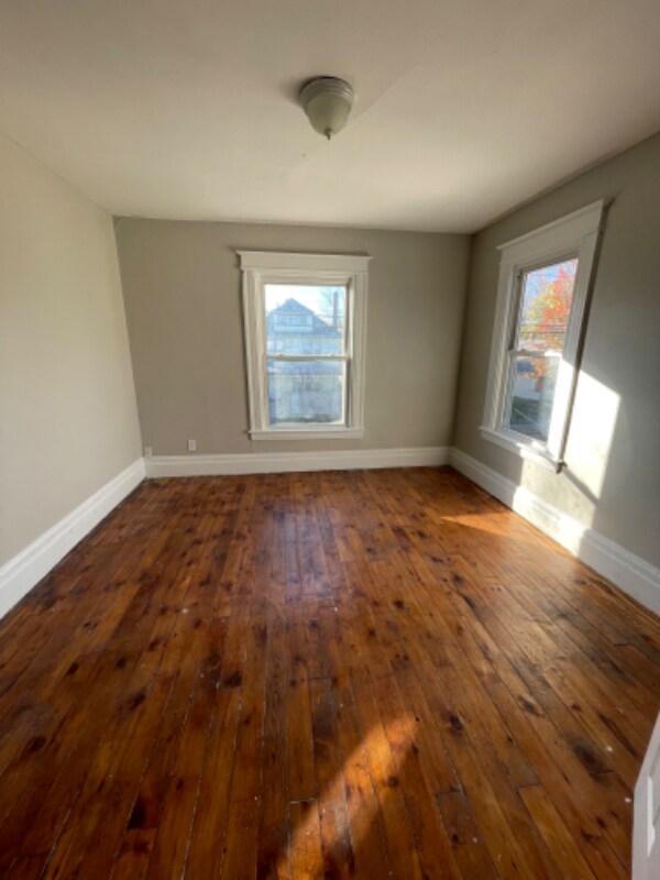 Foto principal - 556 Emerson St