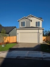 Building Photo - 1727 Millican Crk St