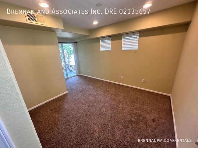 Foto del edificio - 2728 Farragut Rd