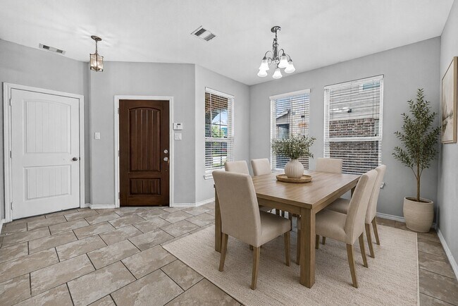 Foto del edificio - 1326 Seagler Pond Ln