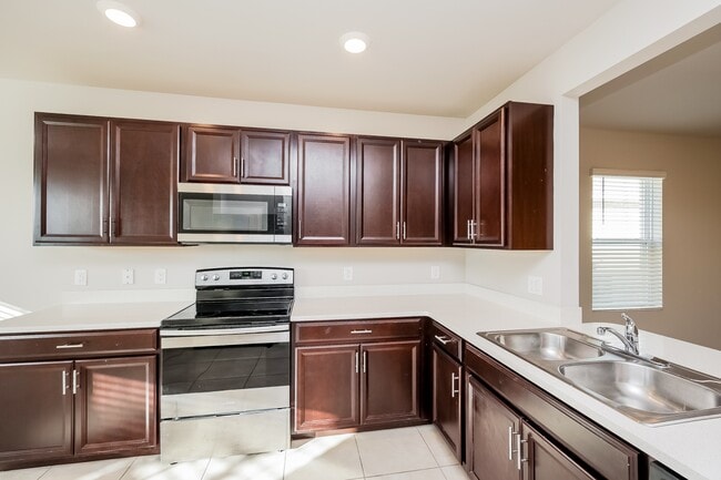 Building Photo - 5341 Shell Mound Cir