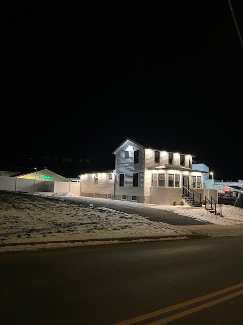 Foto del edificio - 112 Thurber St