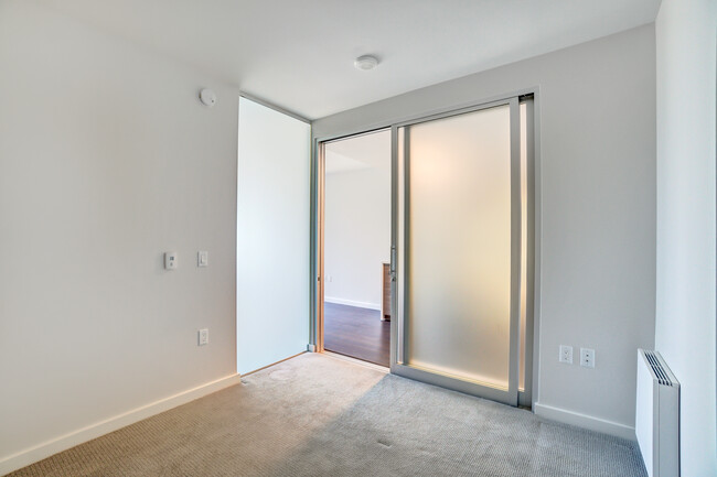 Building Photo - 150 Van Ness