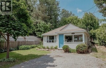 Building Photo - 711 Innisfil Beach Rd