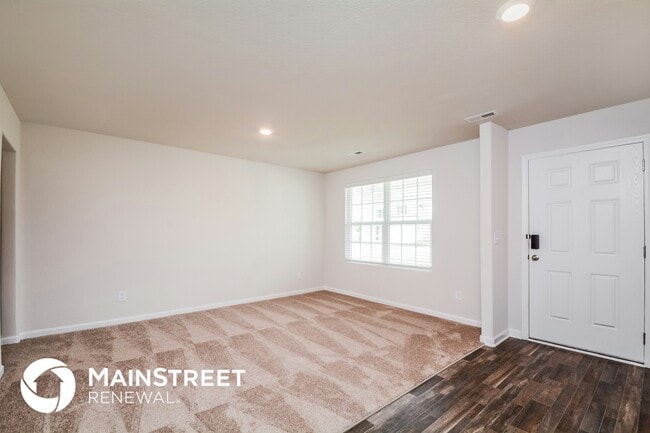 Building Photo - 505 Turning Lk Dr