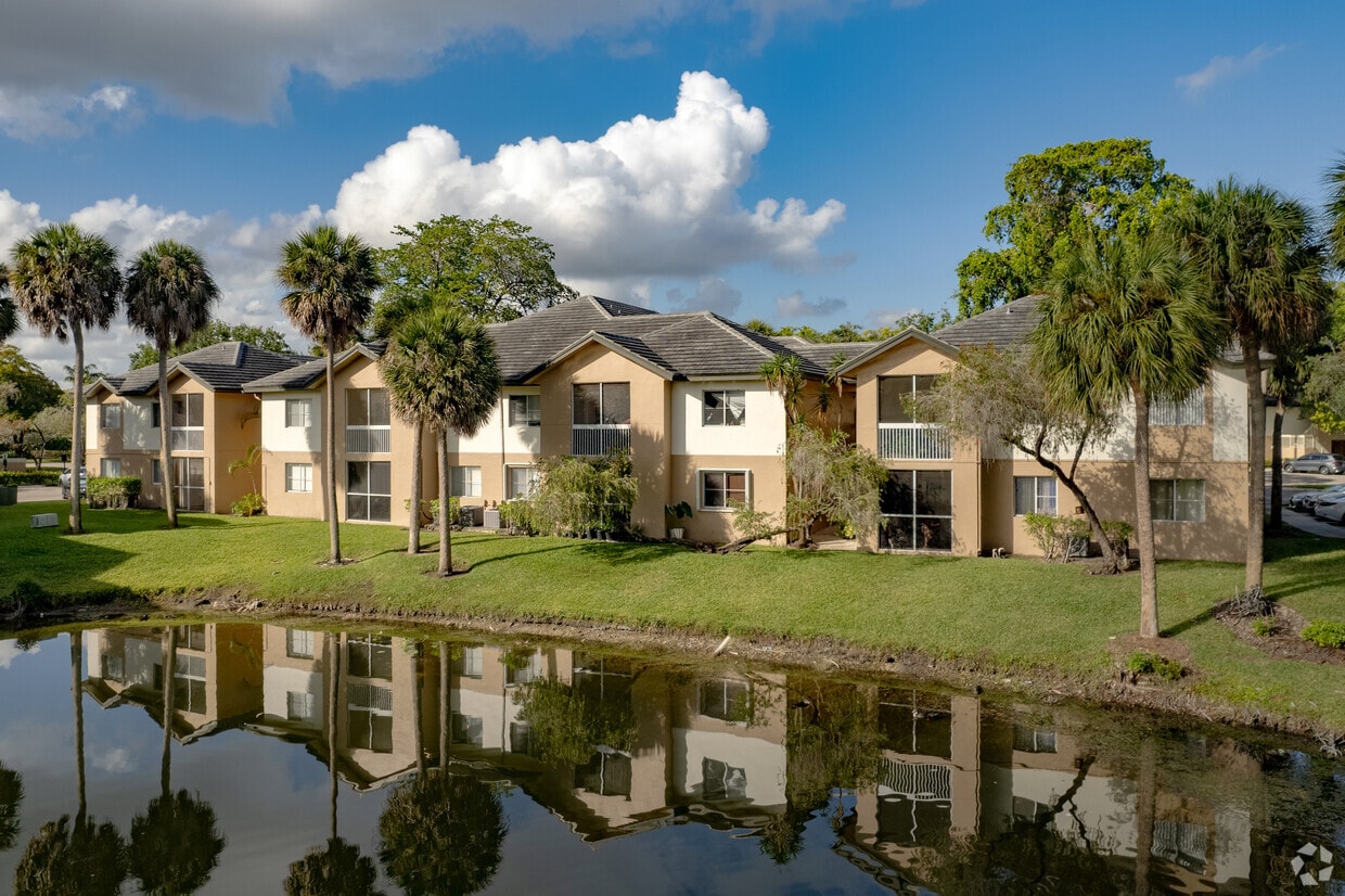 Citation Way Condominiums Apartments in Coral Springs, FL