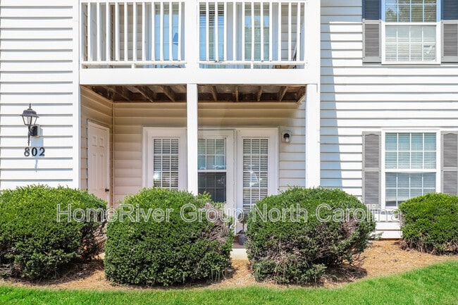 Building Photo - 802 Moultrie Ct