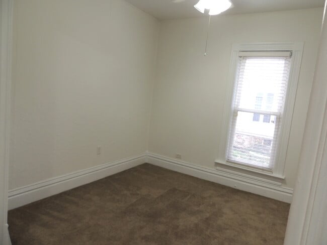 Building Photo - 509 Haish Blvd