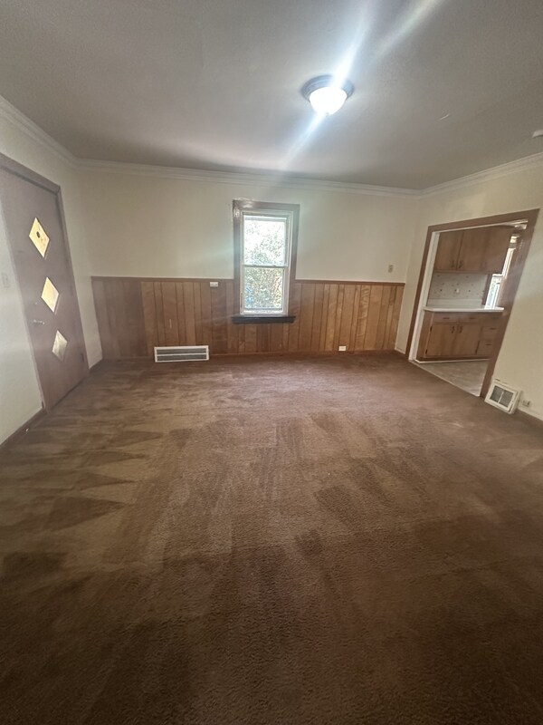 Foto del edificio - 4065 E 66th St
