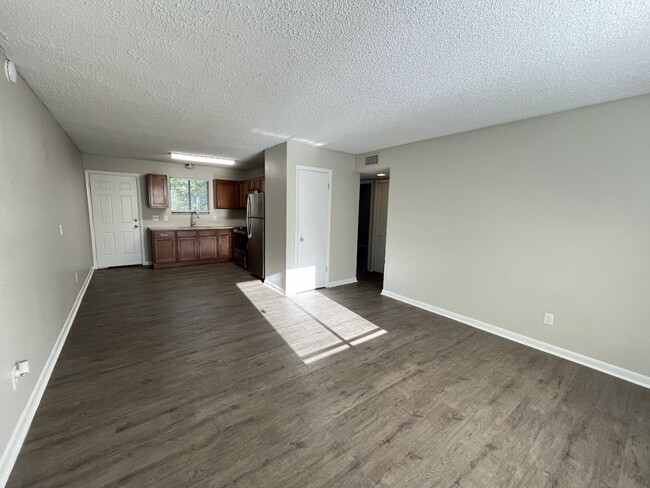 Building Photo - 5026 Westchase Ct