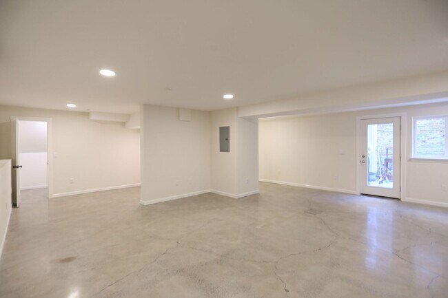 Foto del edificio - 725 Grove St