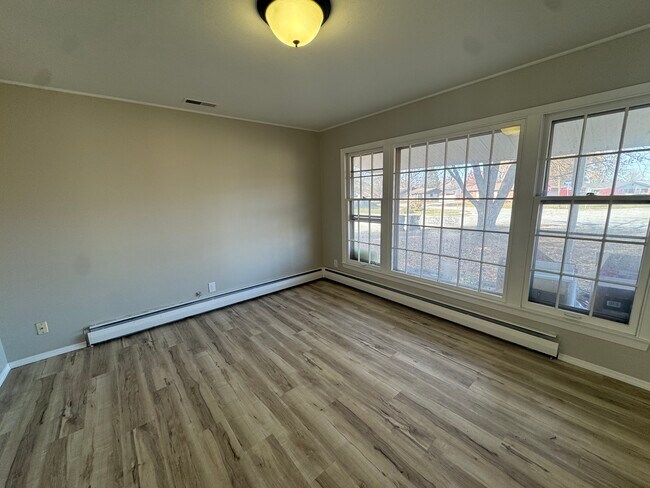 Foto del edificio - 2215 Saratoga Ave