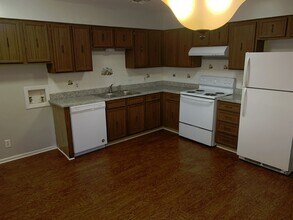 Building Photo - 7320 Sanger Ave