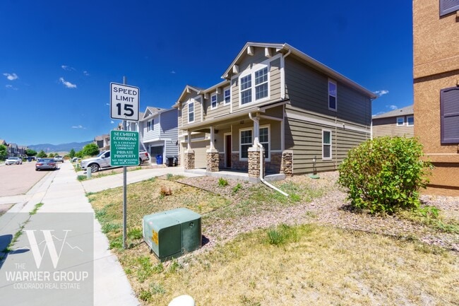 Building Photo - 4068 Silver Star Grove