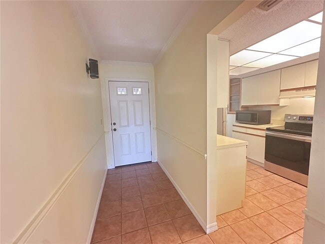 Building Photo - 6221 Timberlake Dr
