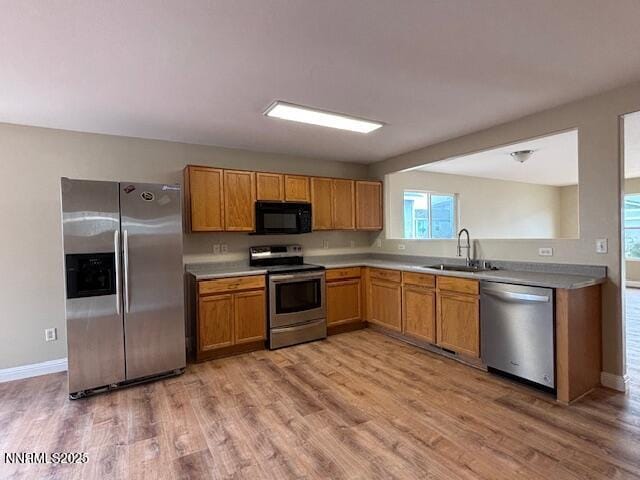 Foto del edificio - 7455 Hebrides Ct