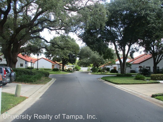 Building Photo - 11408 Robles Del Rio Pl