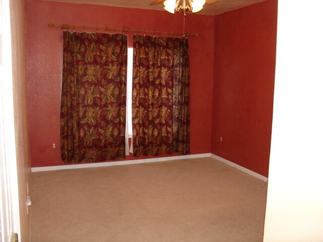 Building Photo - 9913 E Carolina Cir