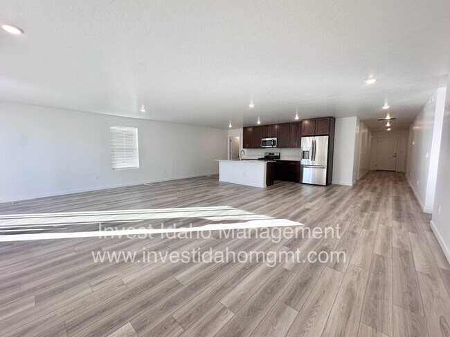 Foto del edificio - Built in 2024 3 bedroom home available soon!