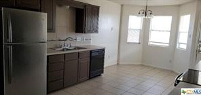 Building Photo - 4508 Waterproof Dr