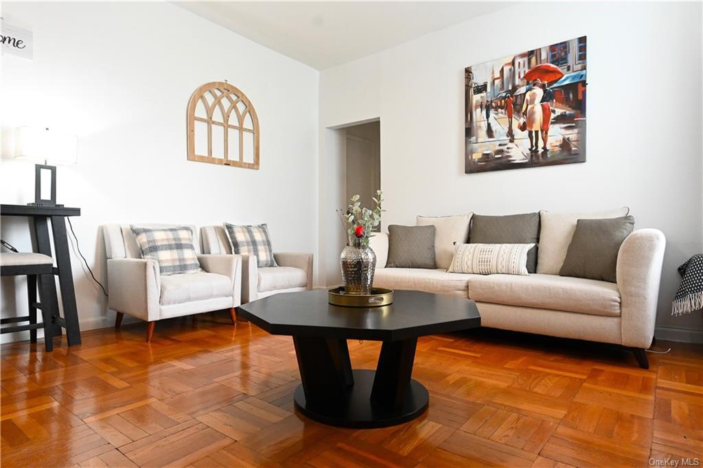 Foto principal - 9031 Fort Hamilton Pkwy