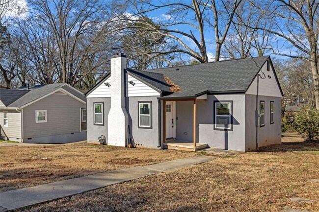 Building Photo - 1427 Lorenzo Dr SW