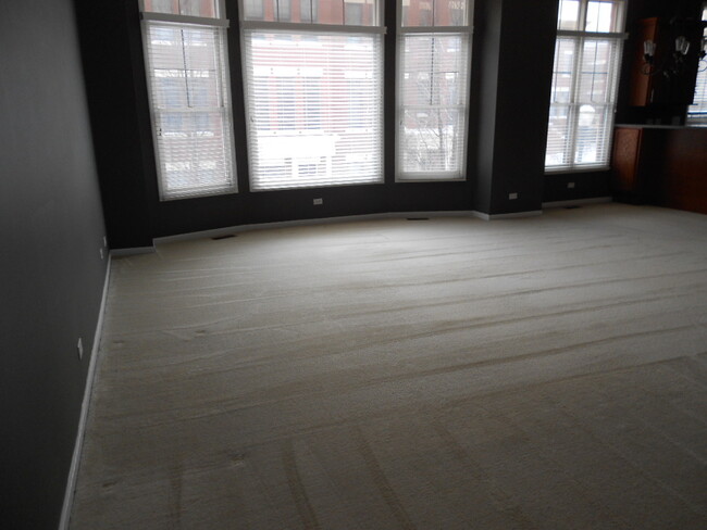 Building Photo - 153 Dawson Dr