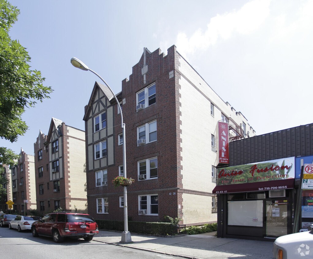 Foto del edificio - 43-39 41st St