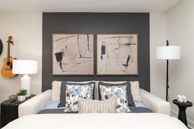 Living room decor - Vetra 500 Fifth
