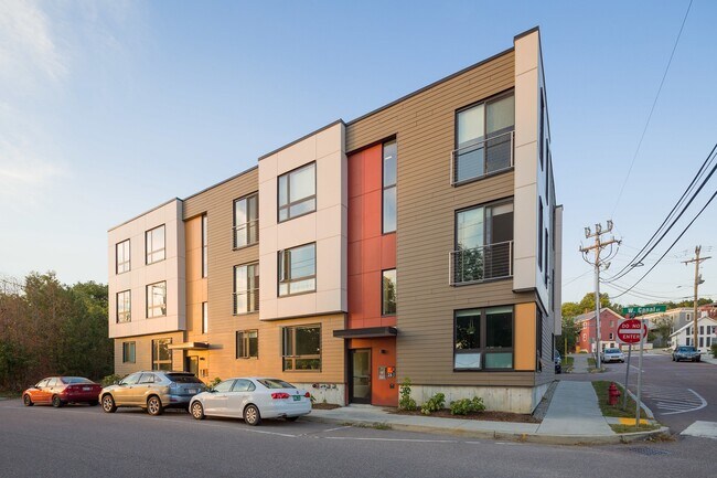 Millhouse Apartments Winooski Vt Apartments Com