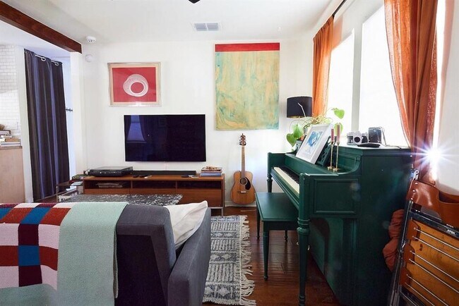 Foto del edificio - 4704 Bandera Rd