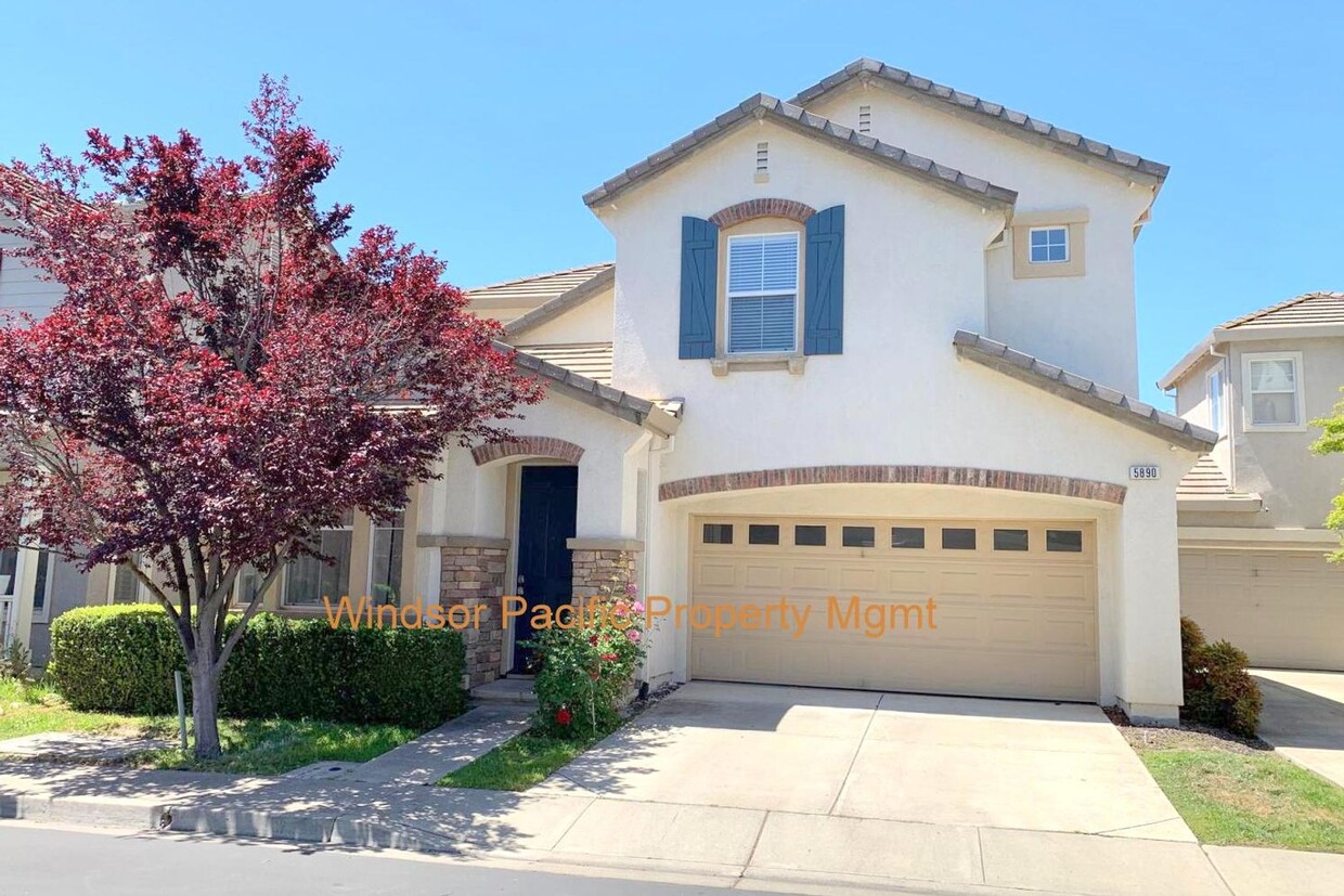Foto principal - Bright 2 Story Home In Great Dublin Ranch ...