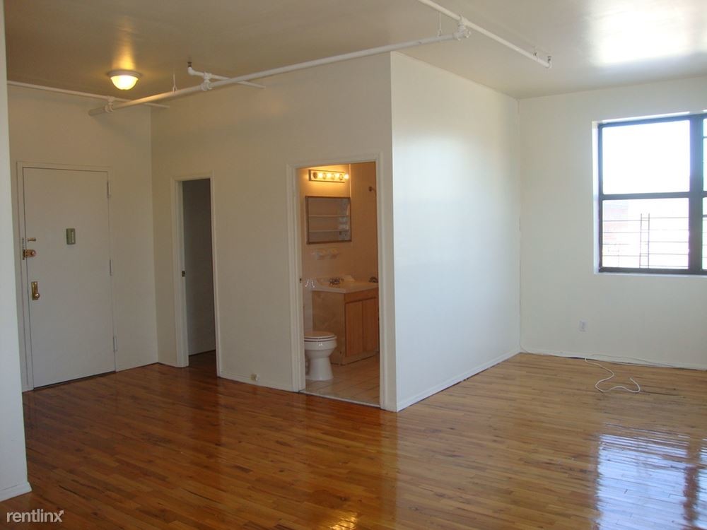 Building Photo - 2 br, 1 bath Apartment - 37 Main St Flex 2