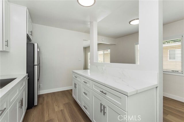 Foto del edificio - 10327 Flora Vista St