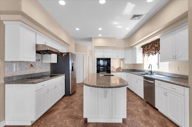 Foto del edificio - Beautiful Summerlin home in a gated community.