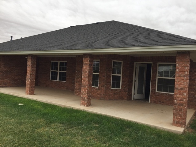 Foto del edificio - BRICK HOME IN NORTHEAST CLOVIS NEAR MESA S...