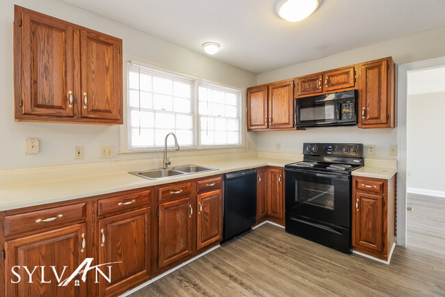 Building Photo - The Lifestyle You Deserve.