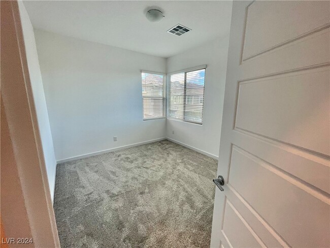 Foto del edificio - 12413 Harbor Isle Ave