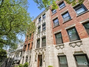 Building Photo - 4531 N Ashland Ave
