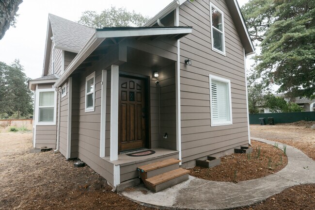 Foto del edificio - 313 119th St S