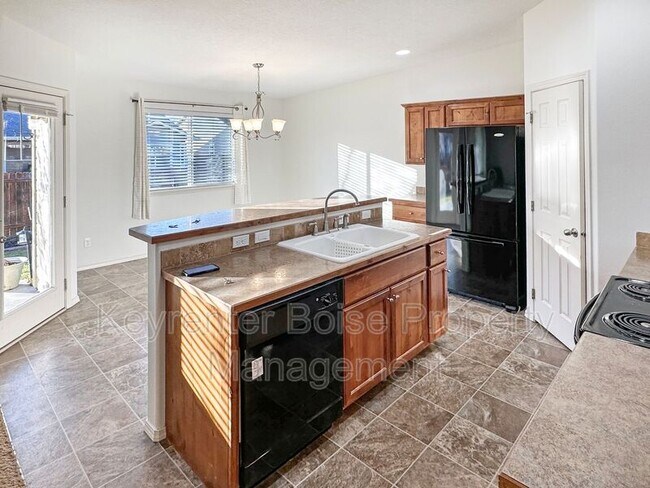 Building Photo - 4704 Gala Ave