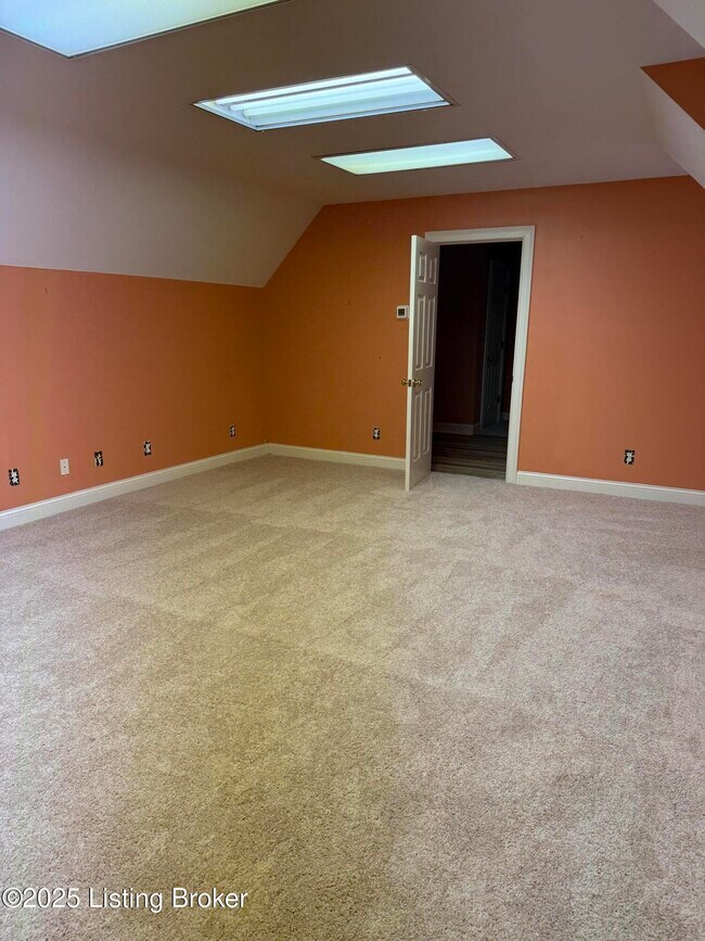 Foto del edificio - 3976 Shelbyville Rd