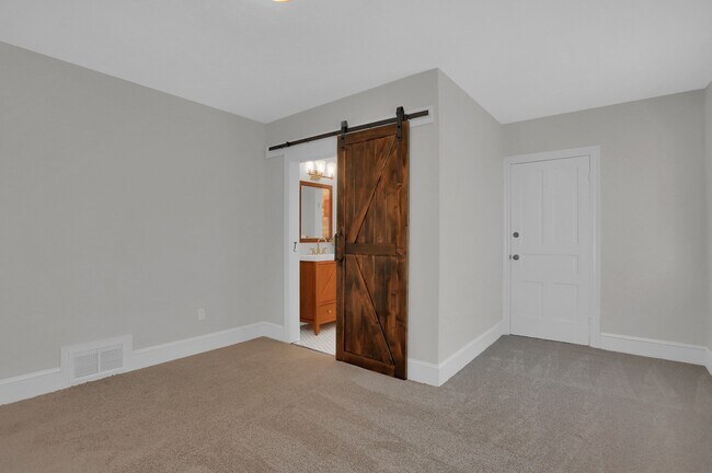 Foto del edificio - 869 York St