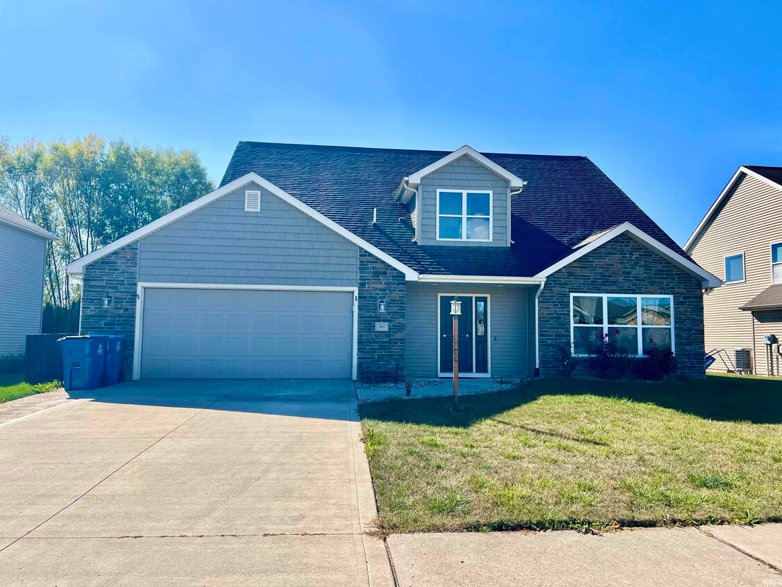 Primary Photo - 8611 Springberry Dr