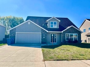 Building Photo - 8611 Springberry Dr