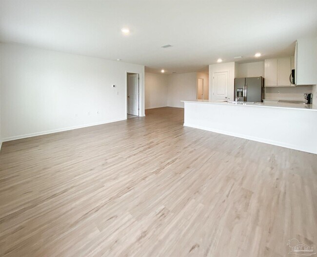 Building Photo - 4631 Carlstrom Ln